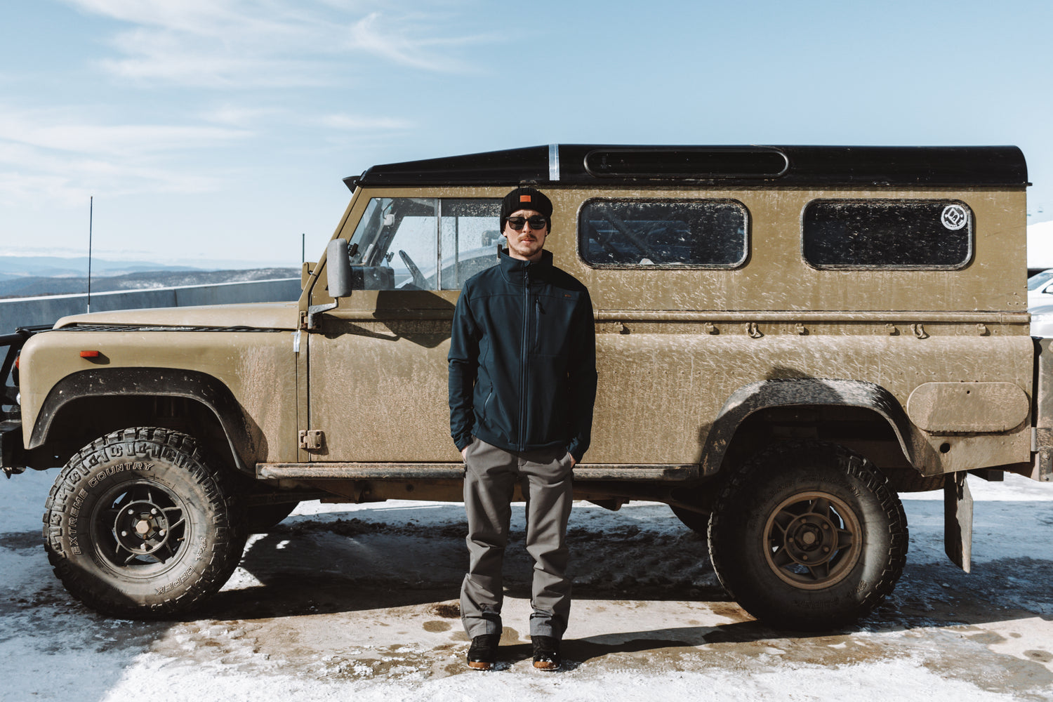 Men's Puffer Jackets & Apparel